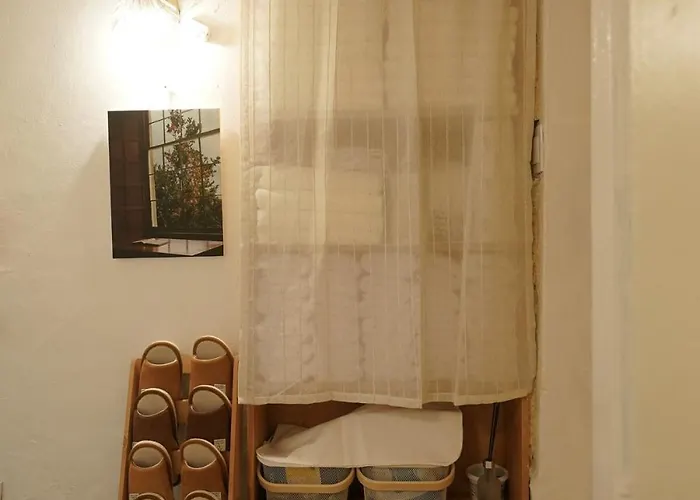 Warm Minimal Wood House Near Hongdae, 3min Subway, Airport Bus 6 Mins * ソウル特別市